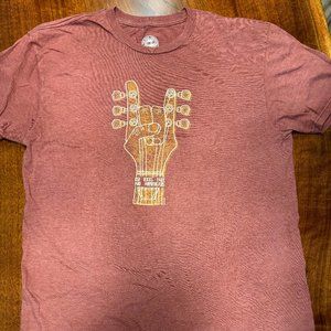 Men's Maroon Graphic Tee
